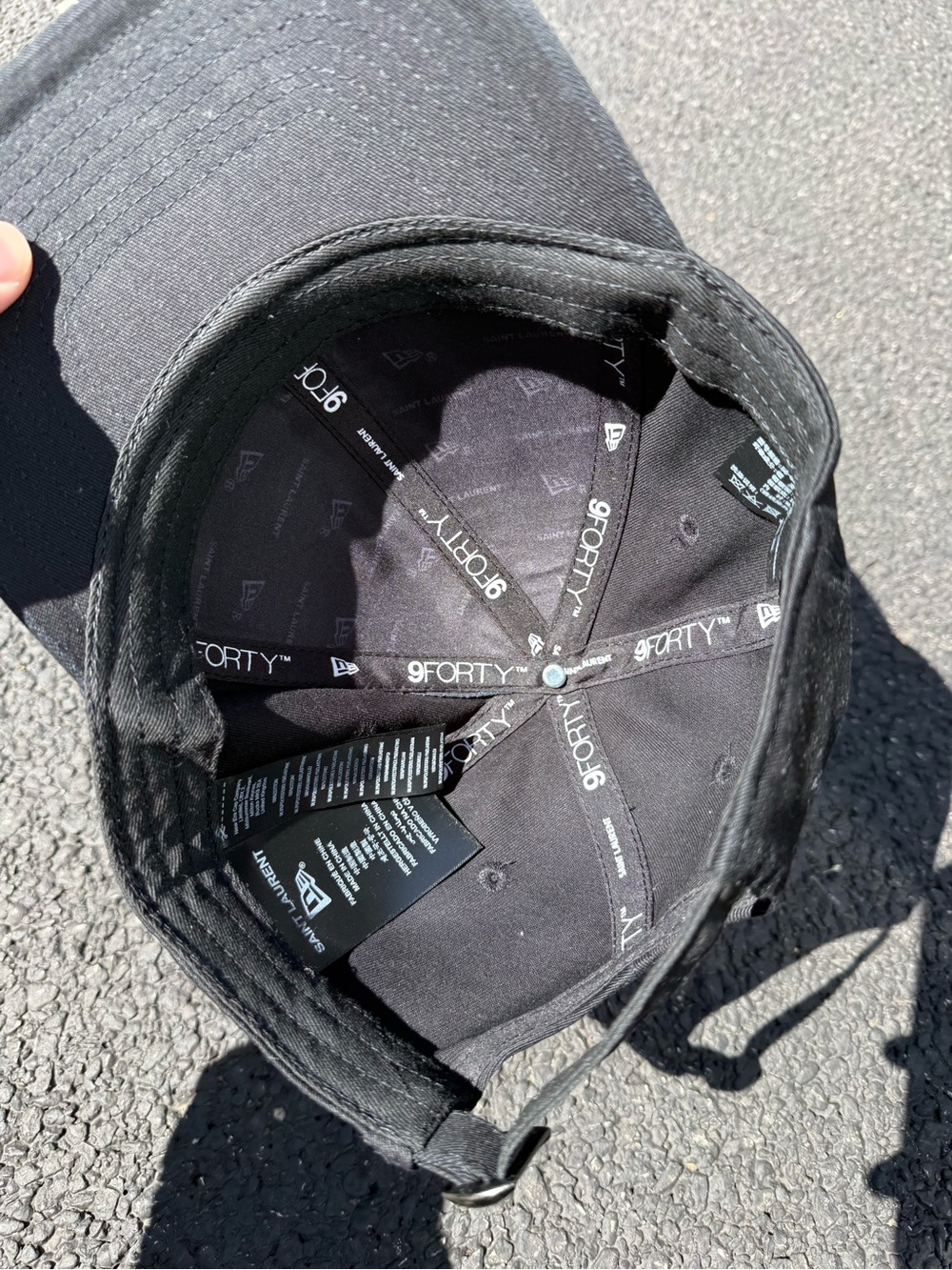 Saint laurent hat authentic - Picture 5 of 9